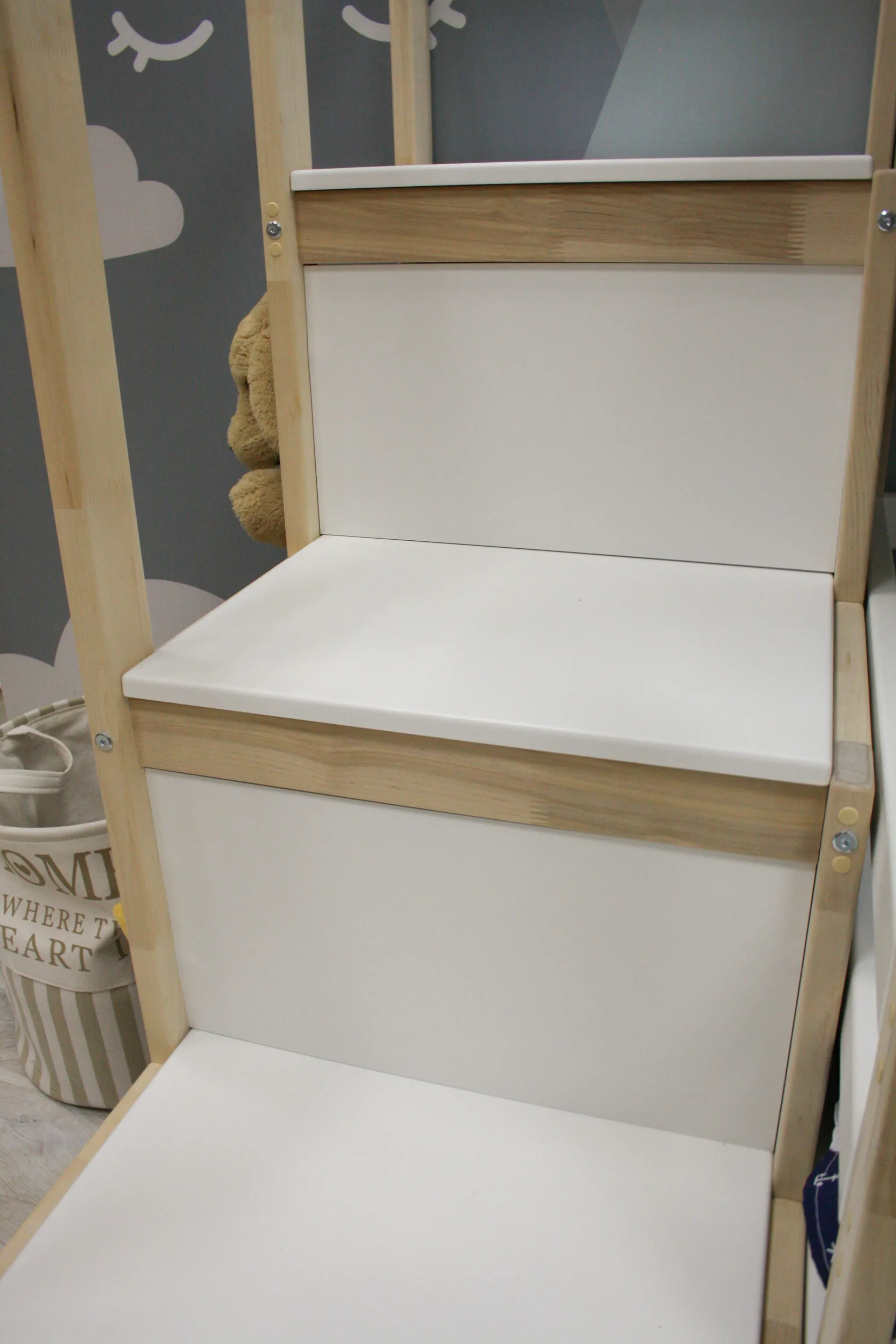 Двухъярусная кровать с лестницей комодом Eco bed 7 с ящиками